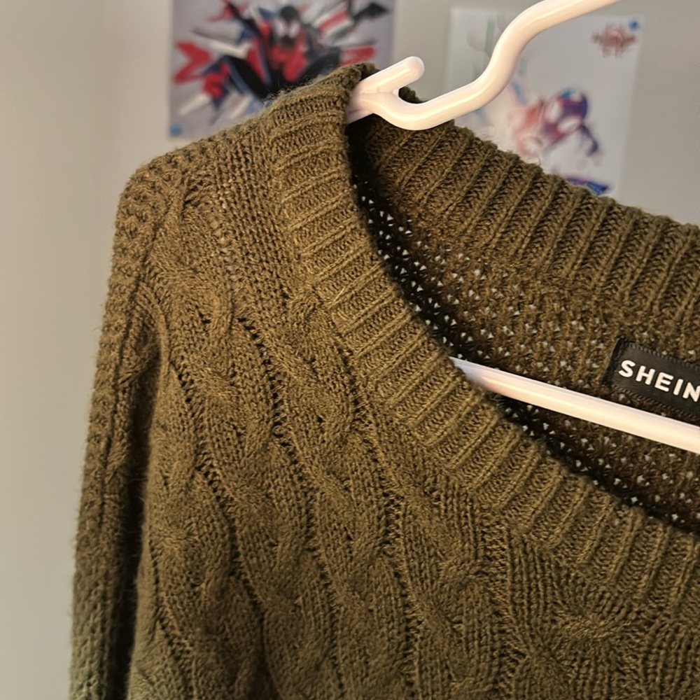 Army green sweater